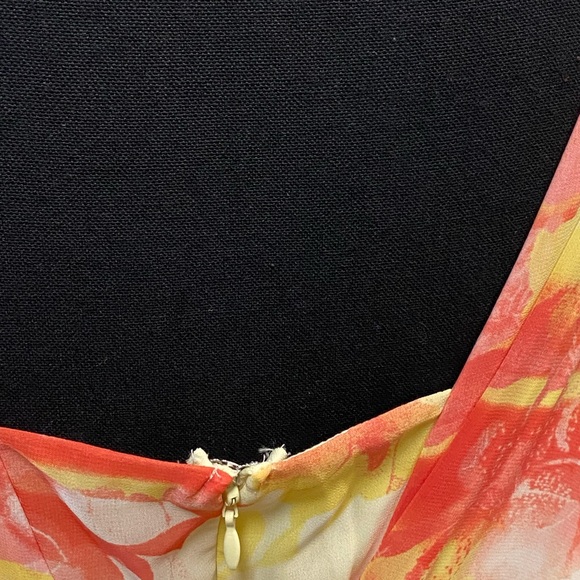 LANE BYRANT YELLOW FLORAL LIGHTWEIGHT CHIFFON LINED SIZE 24 MAXI FRONT SLIT NWOT - Picture 11 of 11